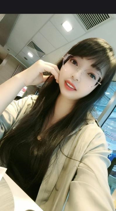 中项SPA大奶妹
