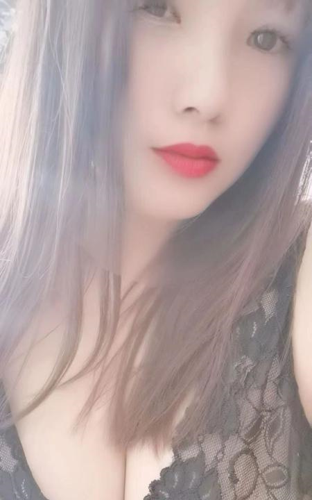 包河大胸温柔妹子