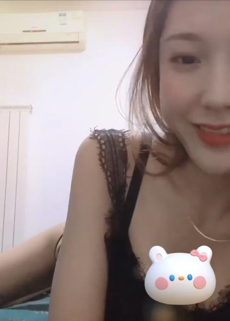 万达性感小妖精