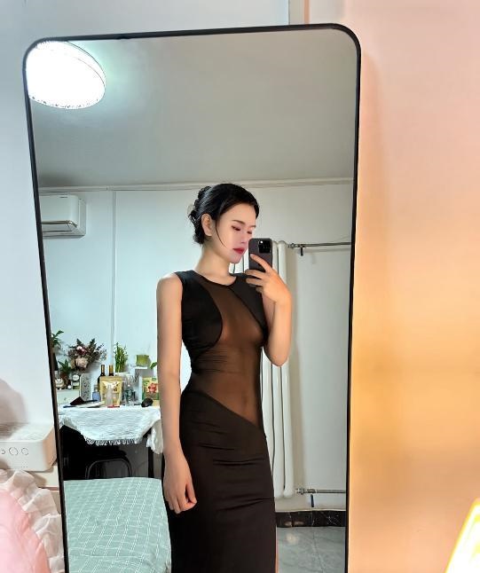 天河美女容容