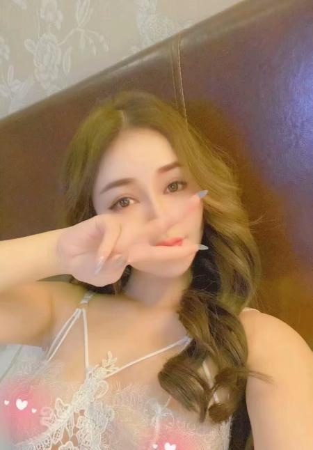 个人颜值挺好的
