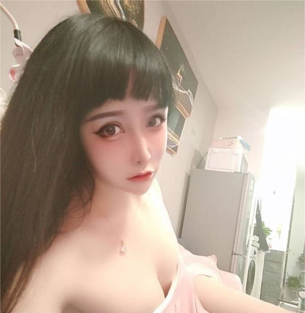 敏感骚货玫瑰