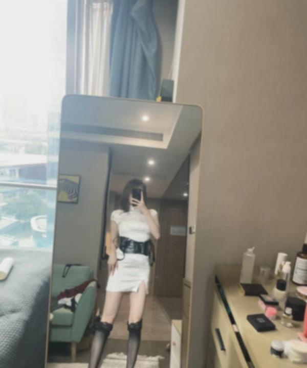 御姐上官