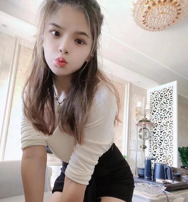 龙华美腿薇儿