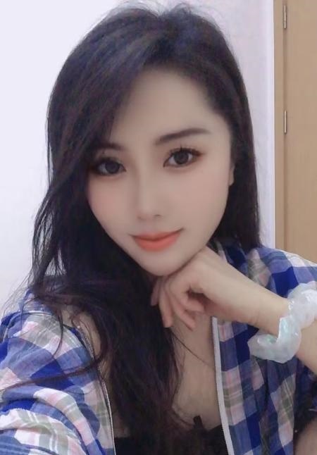 少妇佳芯