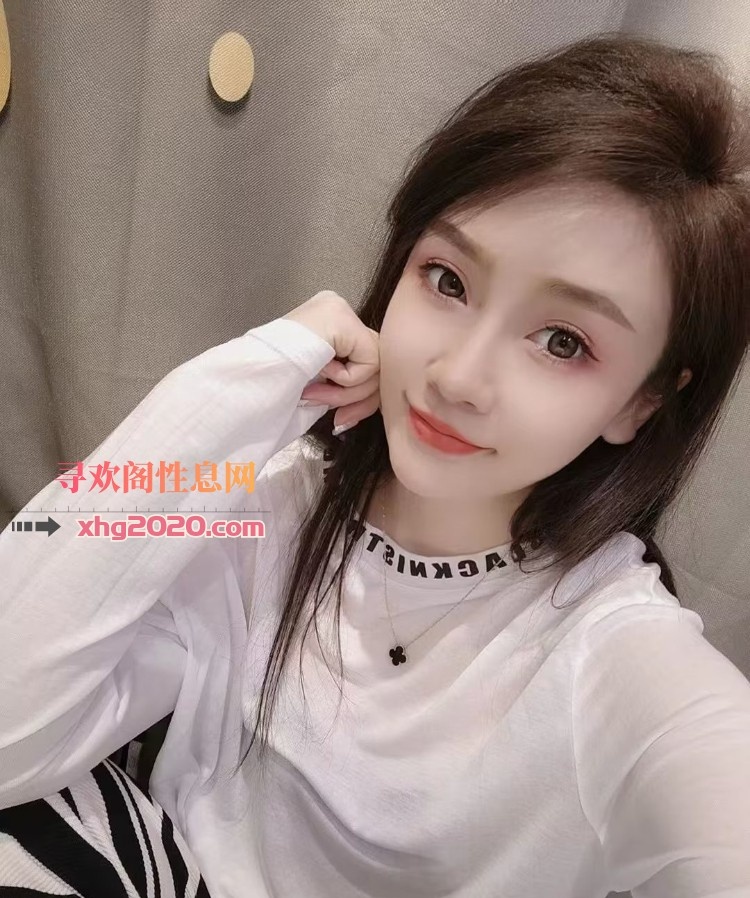 身材非常匀称完美的妹子