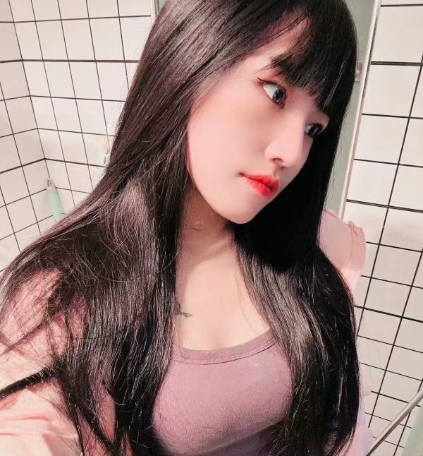 江岸小美