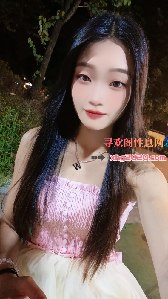 汉口00后小欣欣