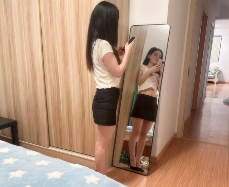 秦淮的妹子