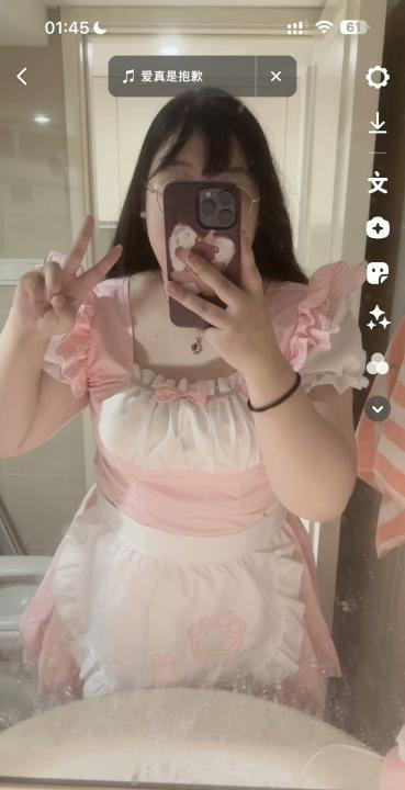 巨乳美女