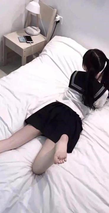 罗湖美腿老师小琪