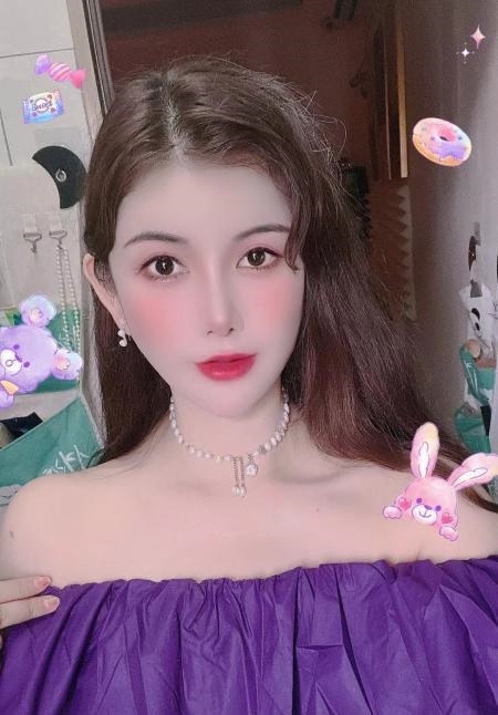 福田大胸美女