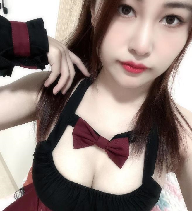 南山服装妹