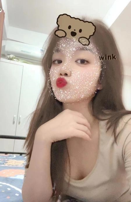 沙井地铁站附近的美眉