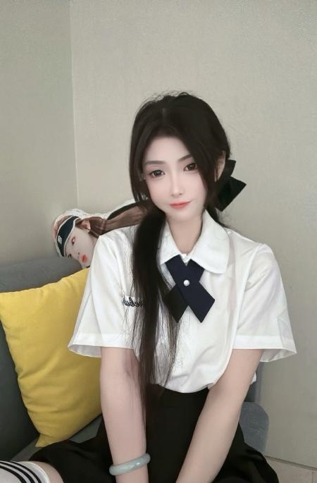 上城深喉小C
