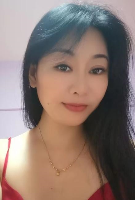 竹山路可以舌吻的少妇
