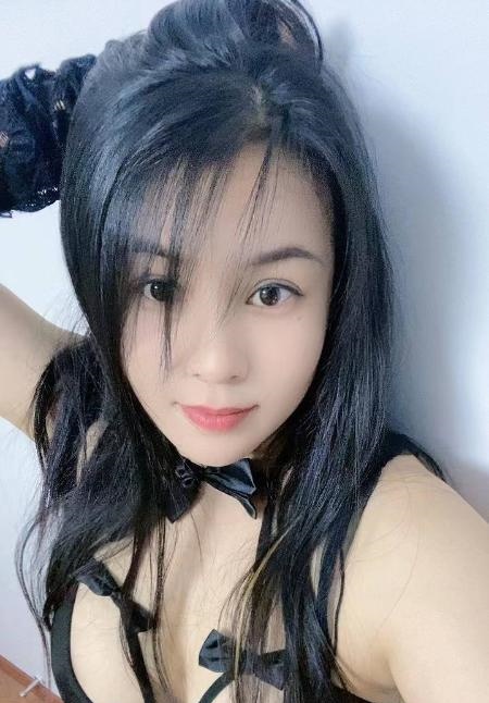 丰乳肥臀美少妇雨欣