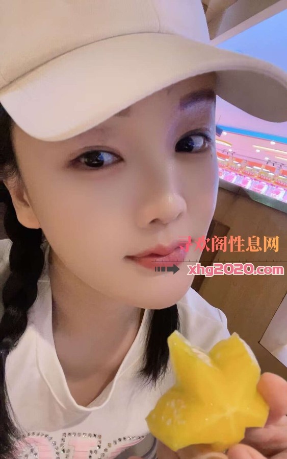 返食白云玉女依柔