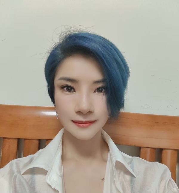 番禺短发娜娜