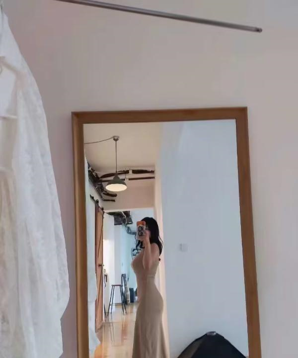 庐阳嫩妹小志玲