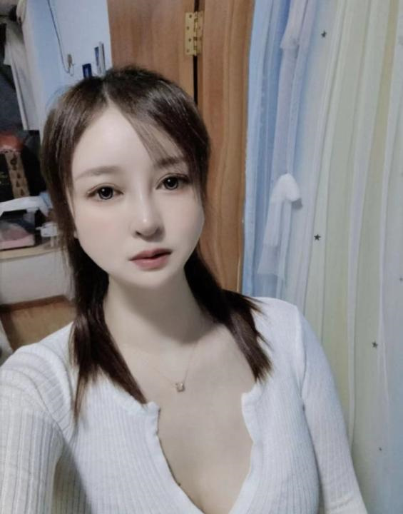 罗湖蜜桃臀浅浅