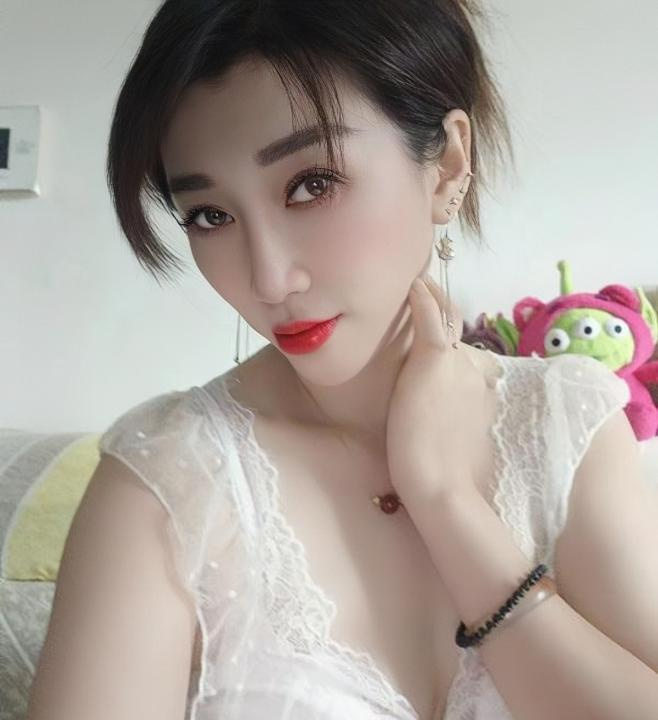 静安气质型御姐