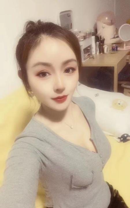 惠新西街骨感御姐