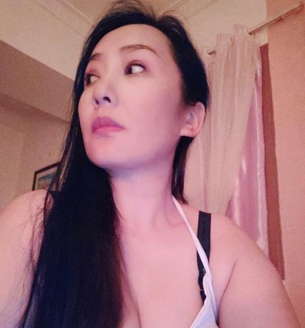 静安翘臀少妇馨子