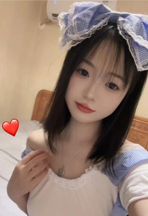 颜值系小美女糖糖