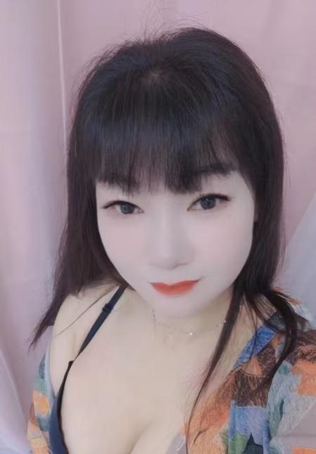 龙华白嫩少妇佳佳
