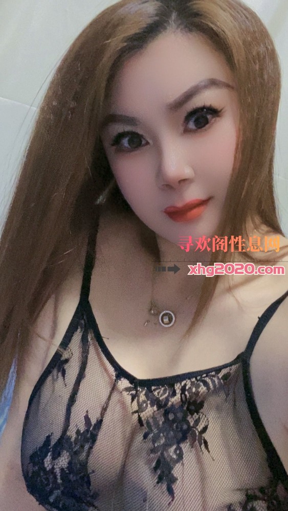巨乳性感姐姐