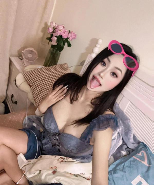 服务系颜值控月月