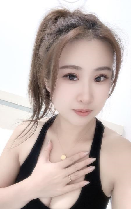 南山大奶琪格格