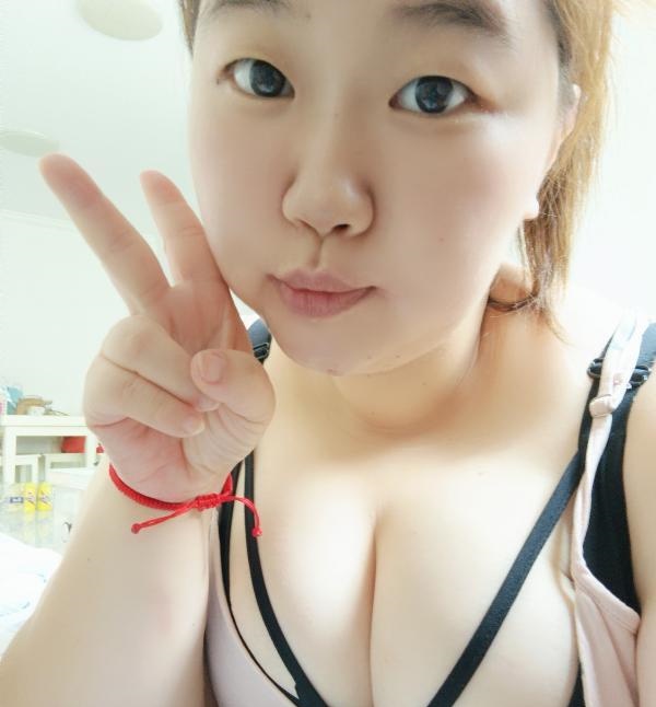 二七区大胸小胖妹