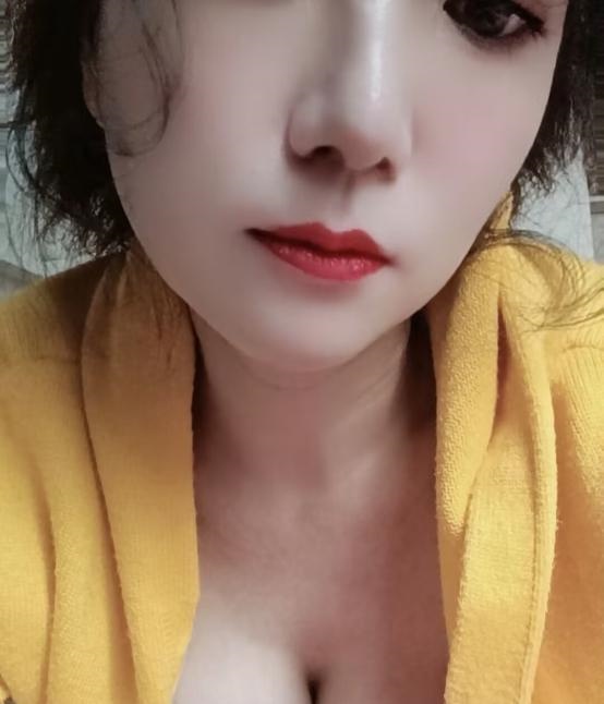 马群君君少妇