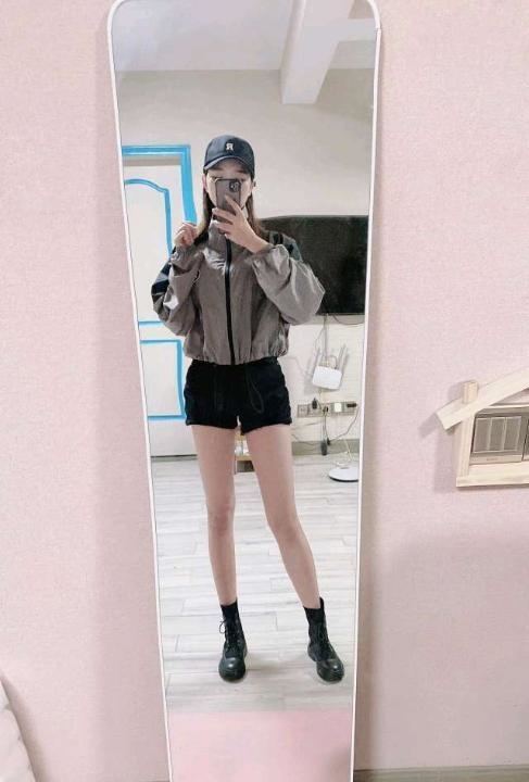 邻家小姑娘