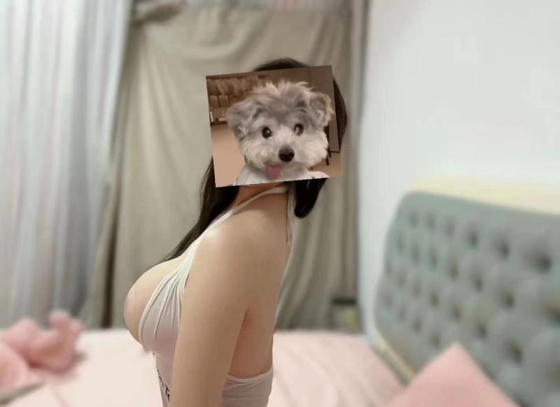 健身媛巨乳兔子