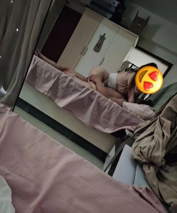 健身媛巨乳兔子