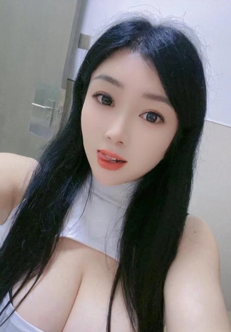 巨乳水妹多多