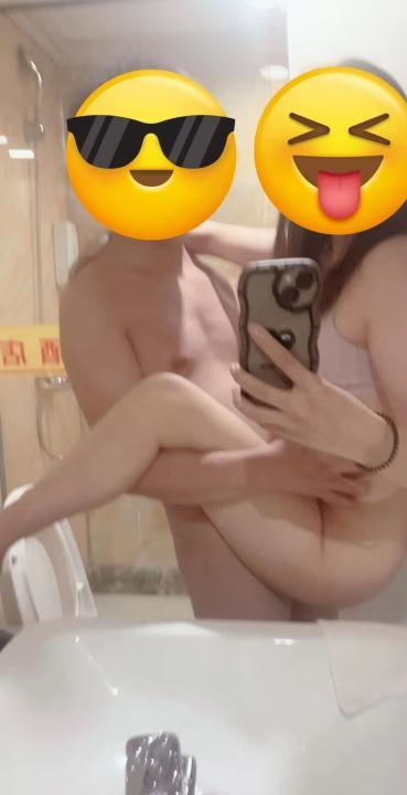 园区少妇洛娇
