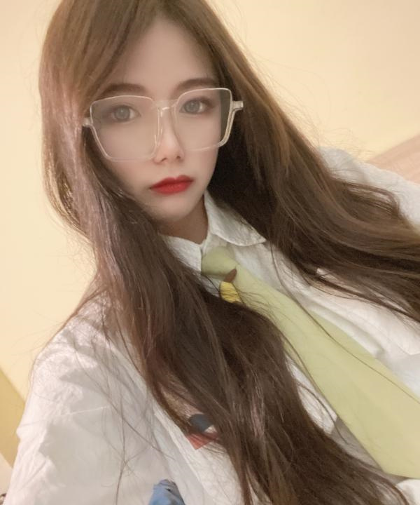 大奶兼职妹子