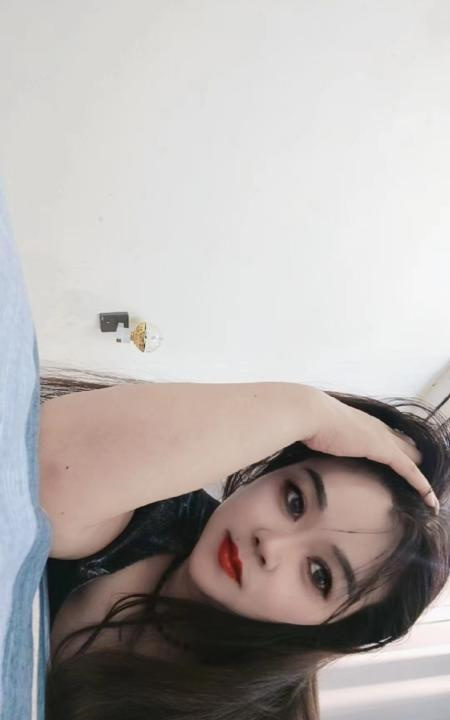 夫子庙大胸妹