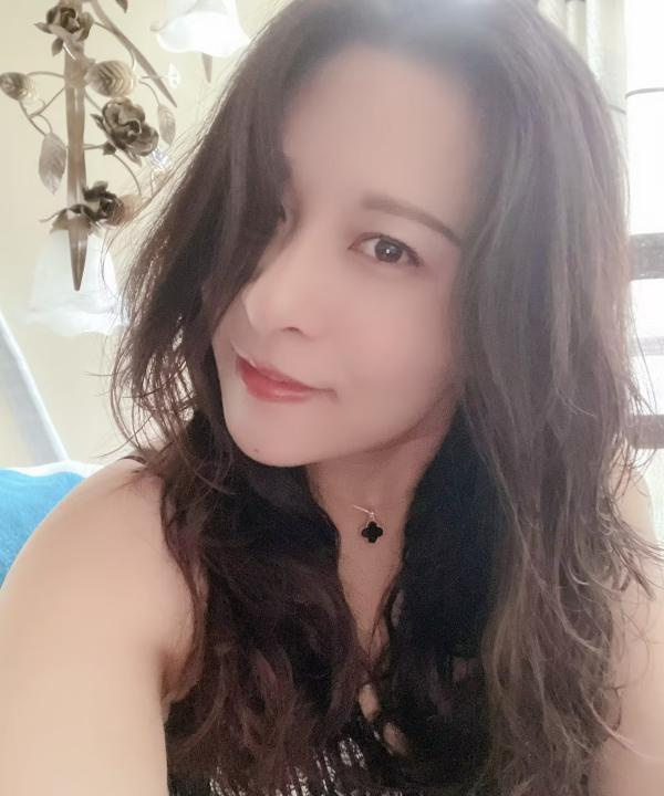 徐汇轻熟少妇媚娘