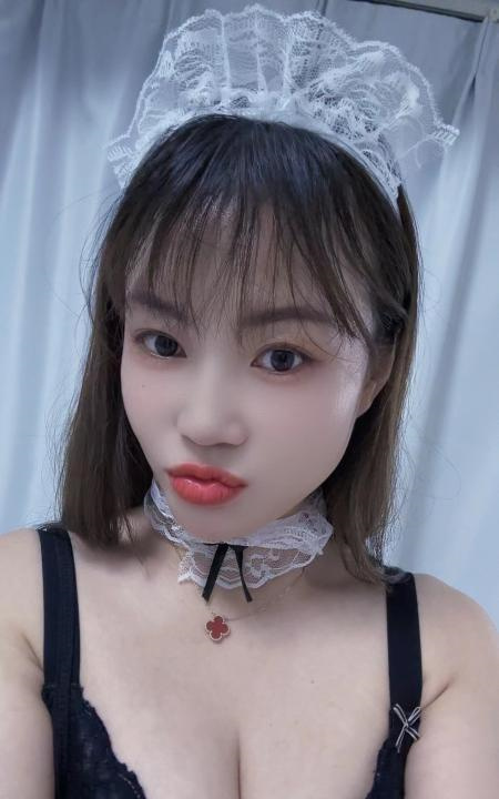 长腿萌萌老师