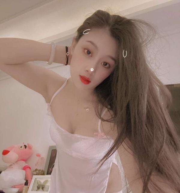 苏州长发小美女