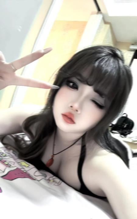 波霸美女媛媛