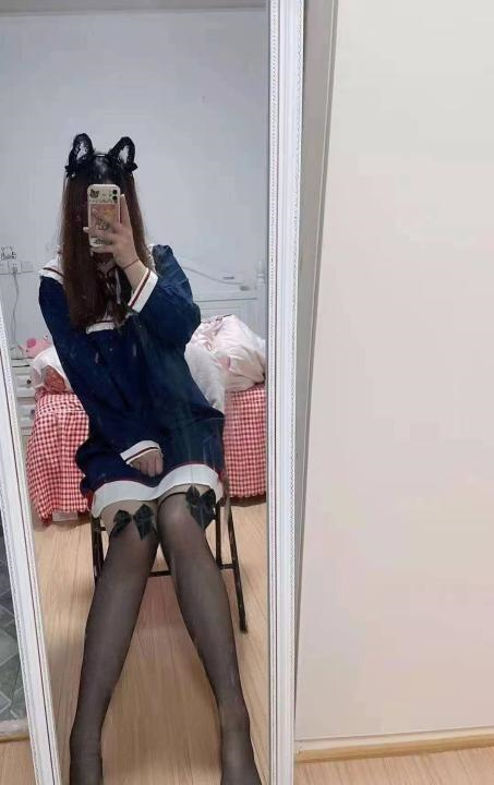 罗湖美腿老师小琪