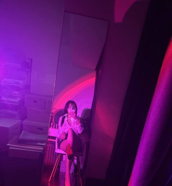 性感女秘书七七