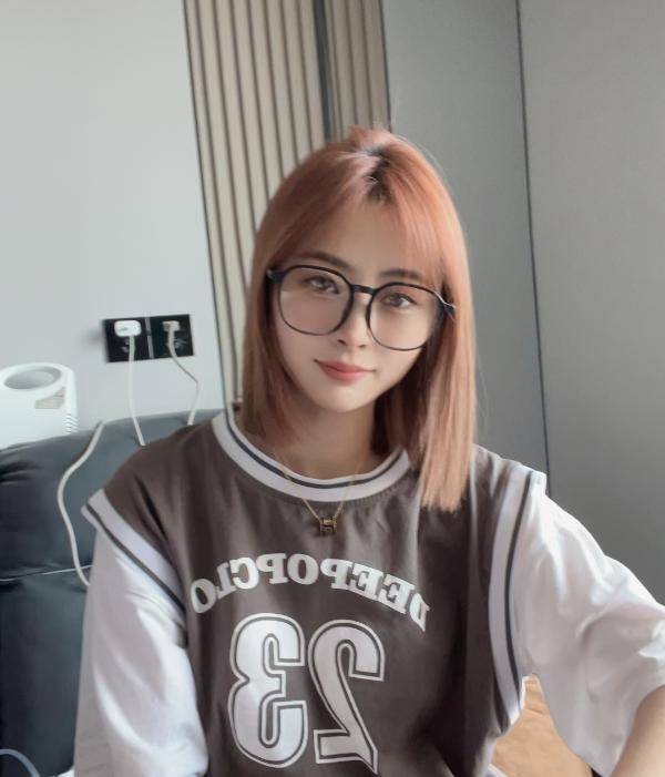 颜值重庆辣妹纸