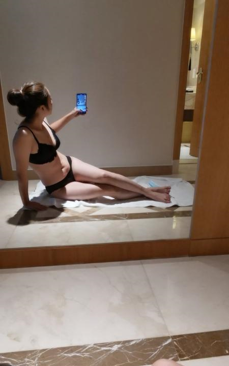大长腿少妇